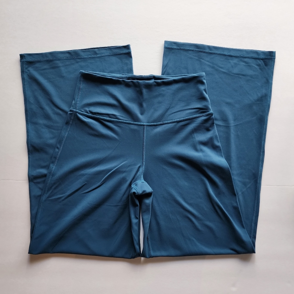 Athleta Elation Wide-Leg Yoga Pants blue/teal size M
